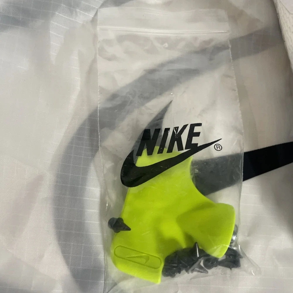Nike zoom rival